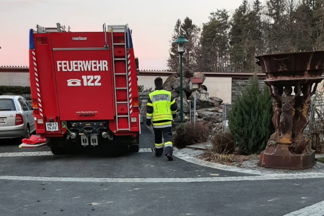 Ein defekter LKW zog eine Ölspur